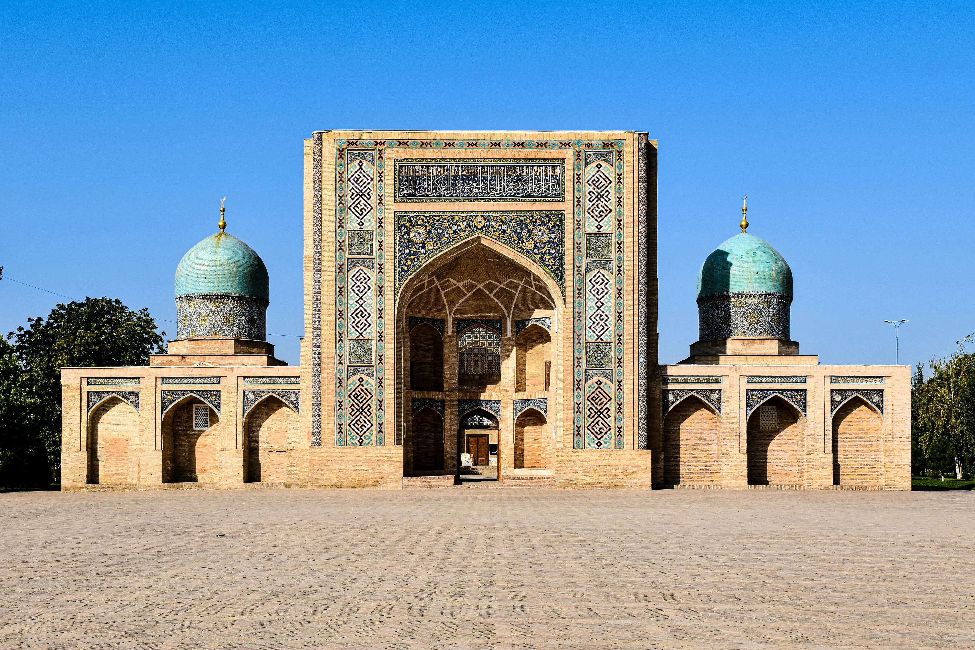 The Silk Road in 2 Weeks — A Route That Actually Works