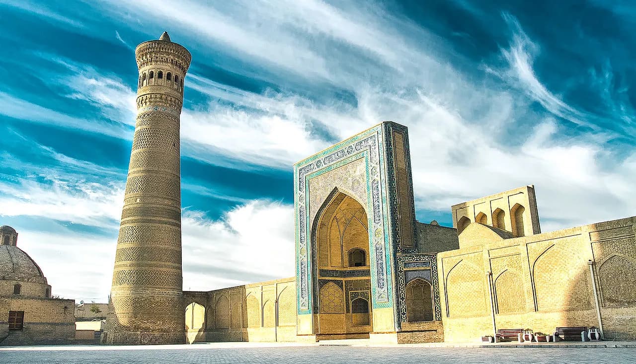 The Legend of the Minaret of Death: The Craftsman Behind Bukhara’s Kalyan Minaret