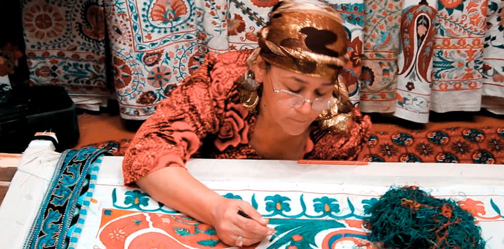 Khiva Tile Wood Craft Details: Makers, Materials, and Meaning for Travelers