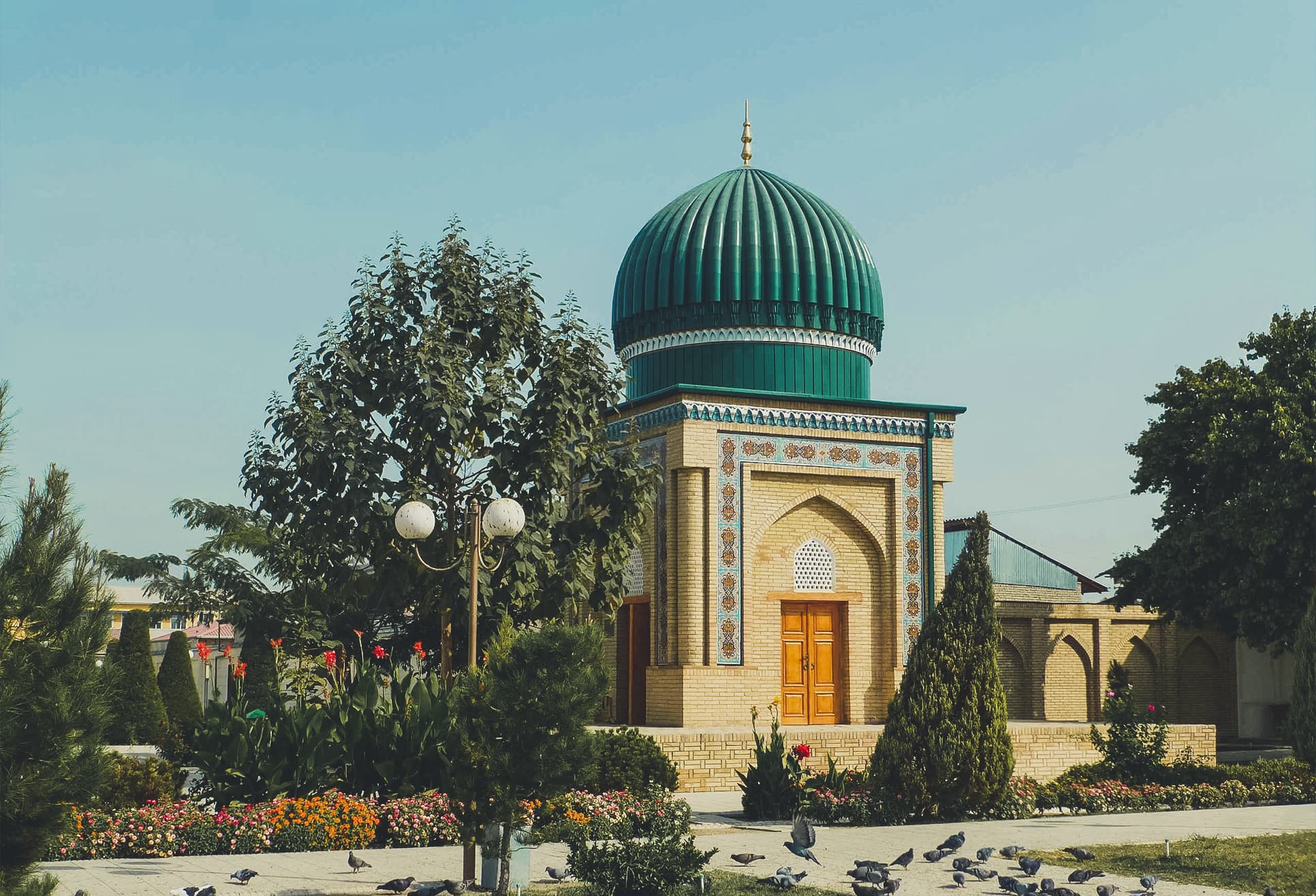 Beyond the Cities: A Realistic Guide to Fergana Road Day Checkpoints