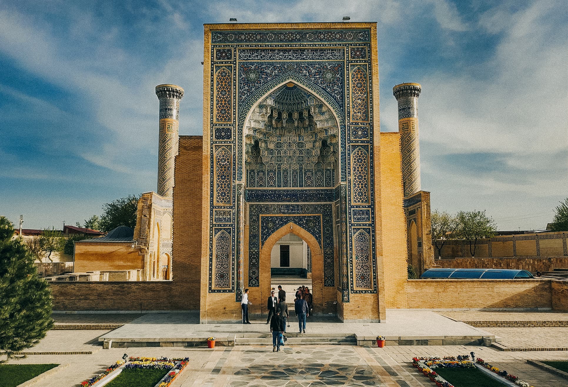 Beyond Souvenirs: A Deeper Look at Samarkand Silk Paper Workshop Route