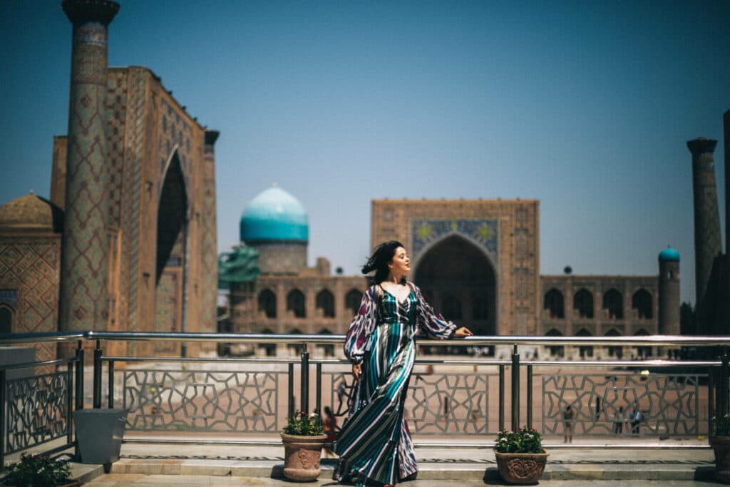 How to Photograph Silk Road Honeymoon Photography Moments With More Story