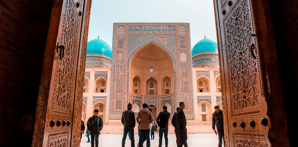 Uzbekistan by Season: A Clearer Guide to Silk Road Autumn Colors City Pairings