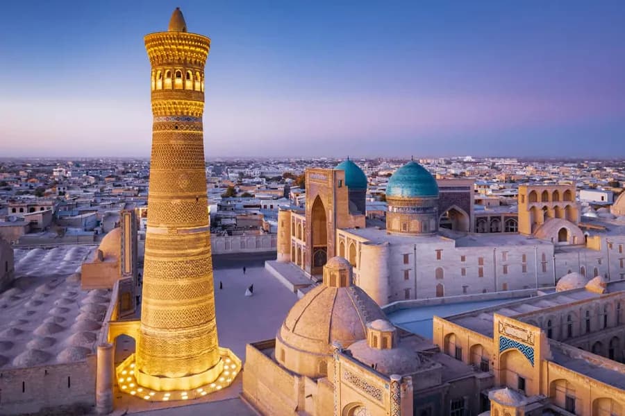 Better Travel Photos: Bukhara Blue Hour Photo Walk