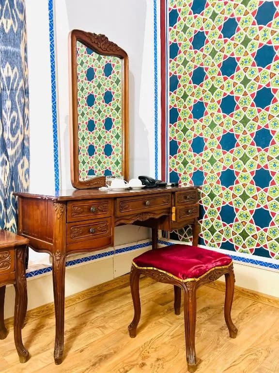 Solo Female Travel in Central Asia: Safety, Comfort, and Route Advice