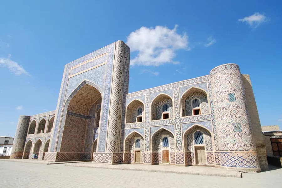 Comfort-First Travel: How to Plan Bukhara Hammam Visit Prep