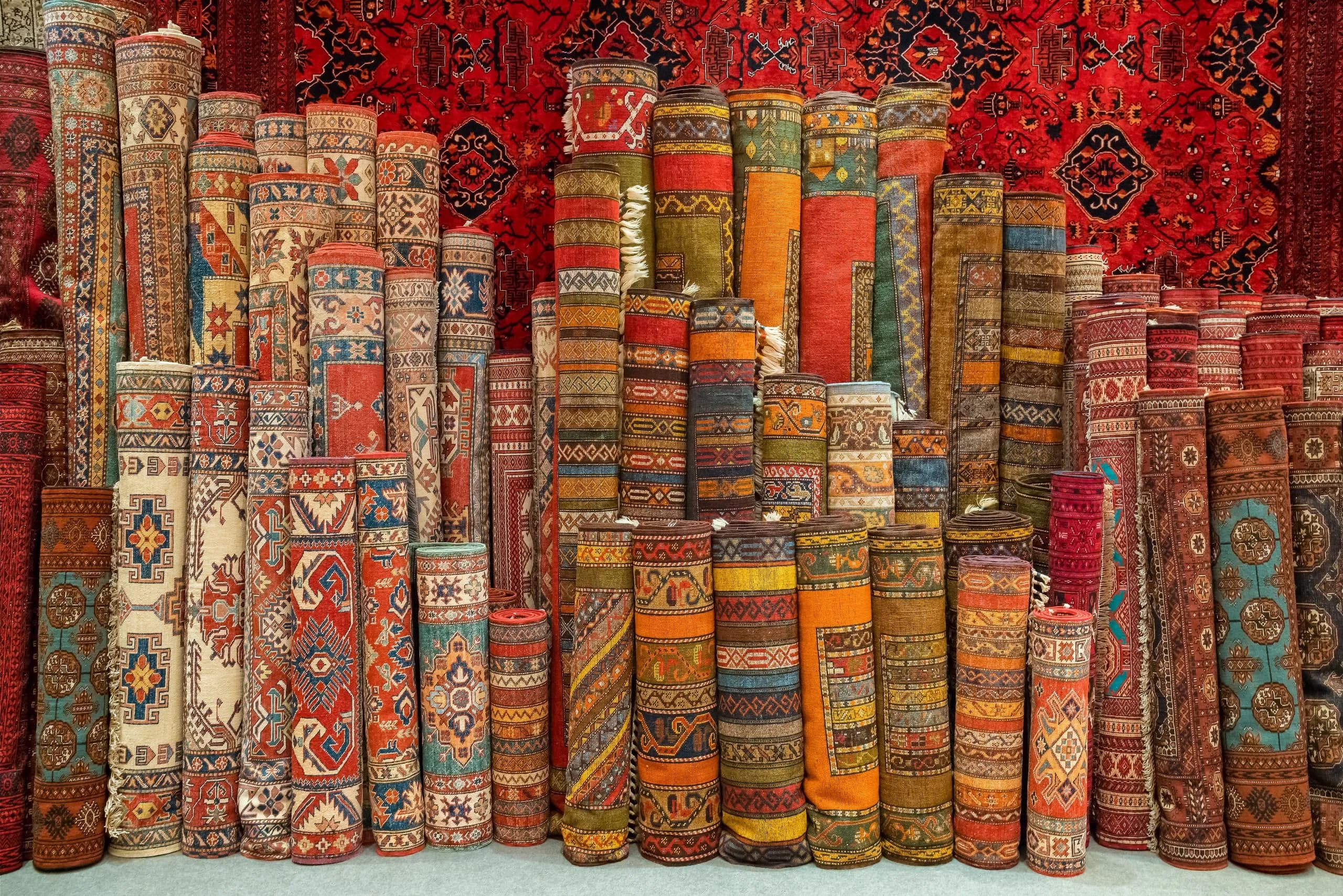 Central Asian Carpet Weaving: Symbols, Dyes and the Loom