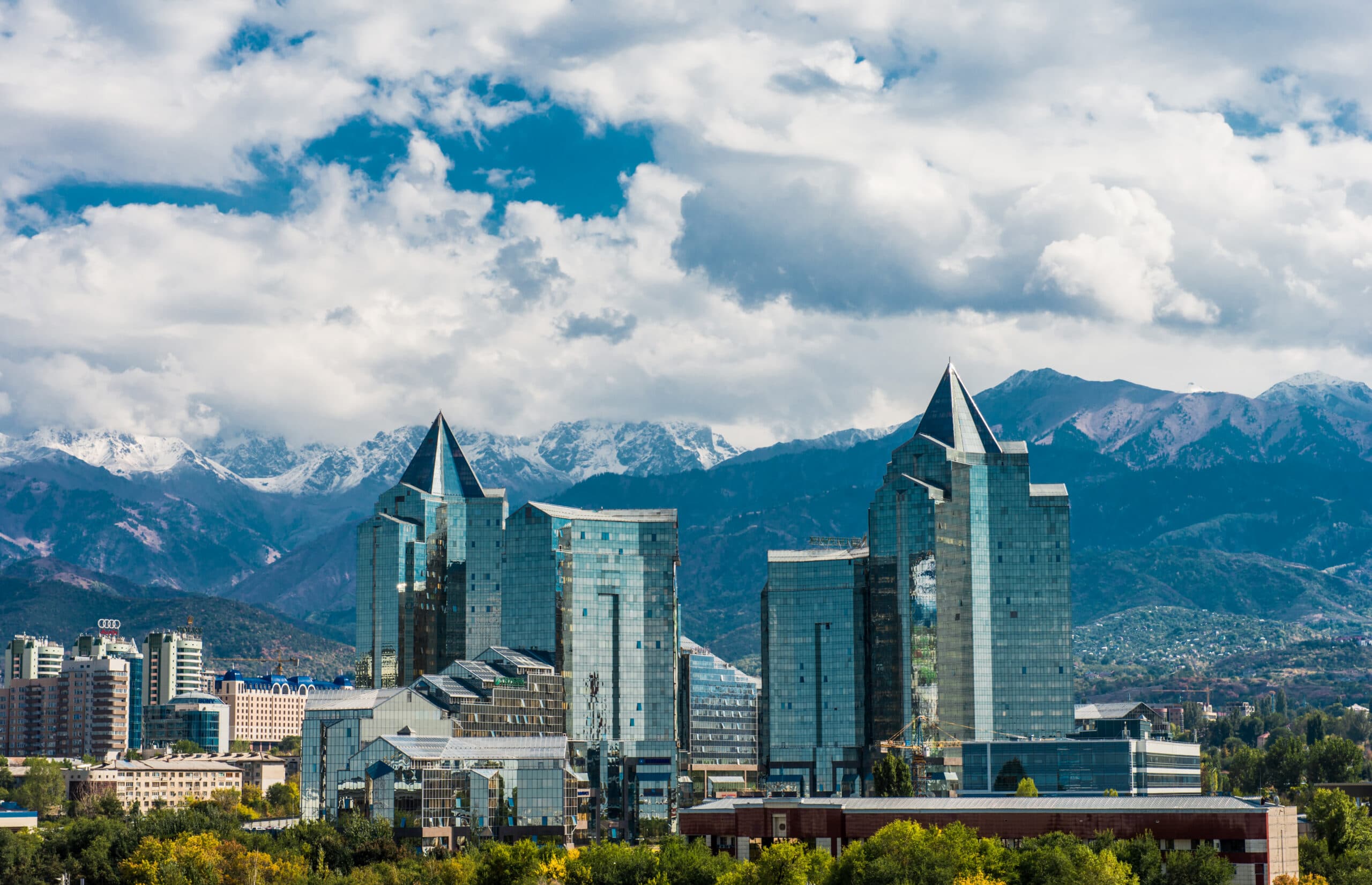 Silk Road Spring Packing Layers: When to Go and How to Stay Comfortable